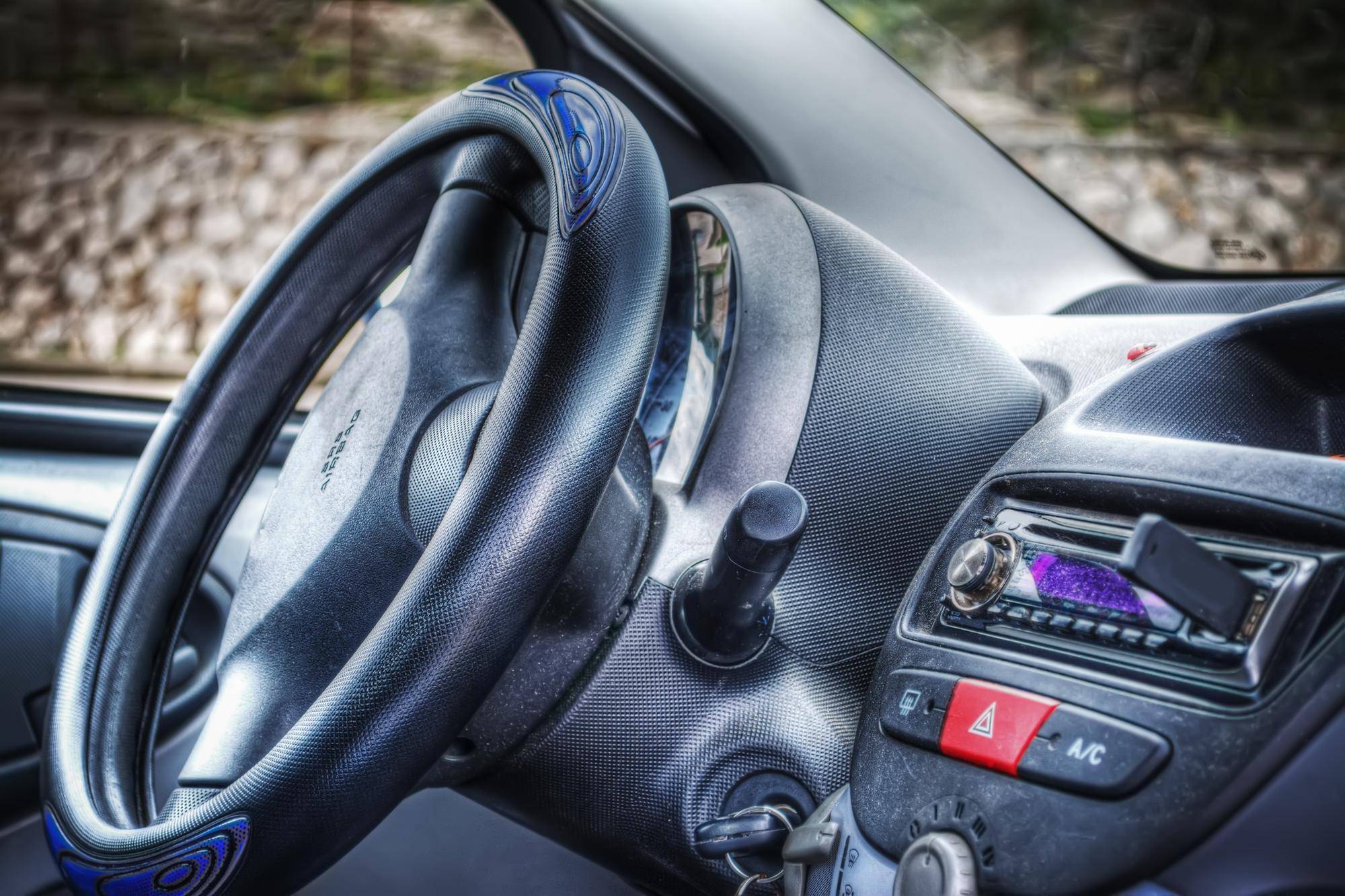 Jak działa kolumna kierownicza w Opel Meriva A i na co zwrócić uwagę?