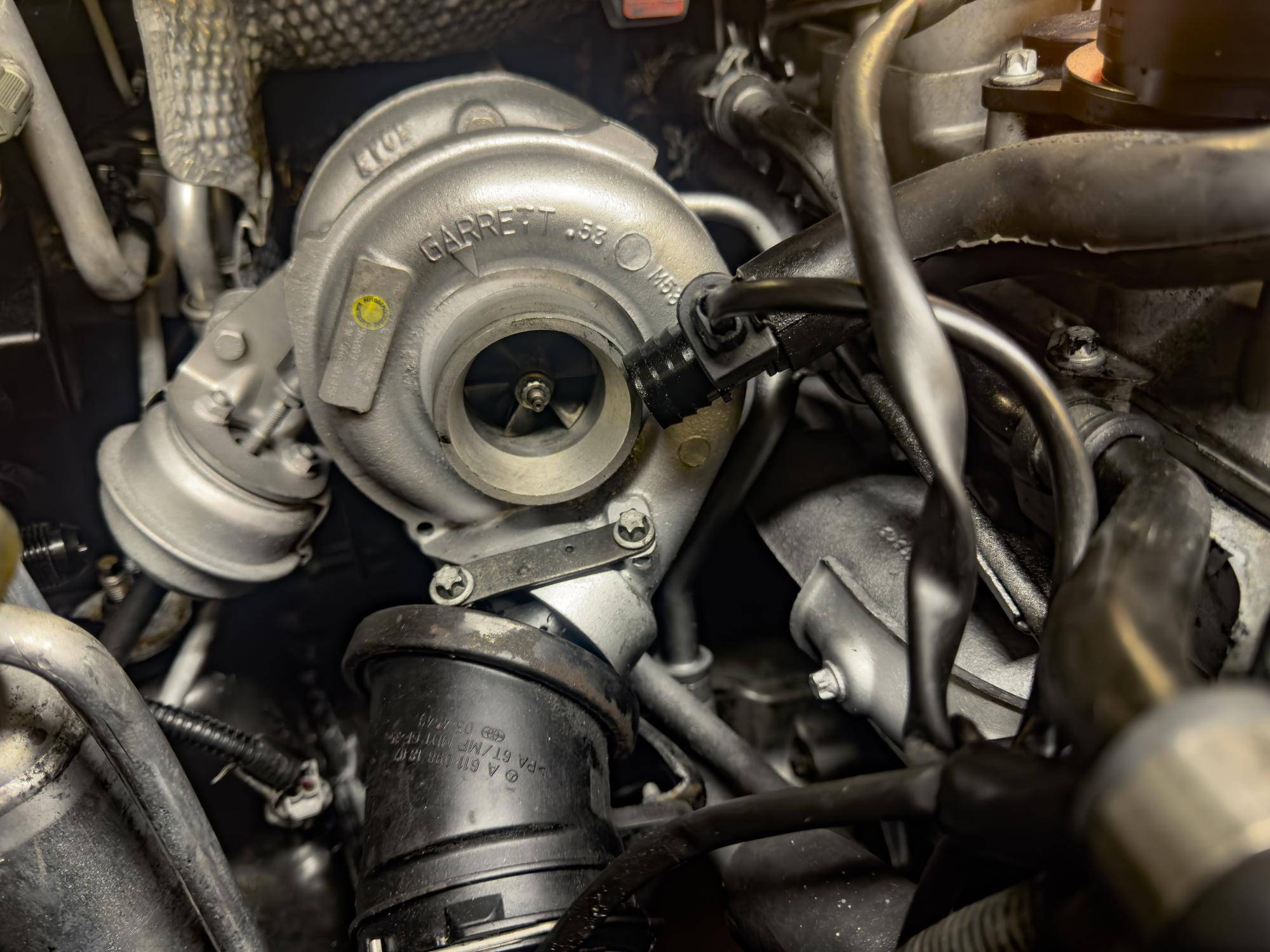 Jak działa turbosprężarka md65399 i gdzie znajduje zastosowanie?